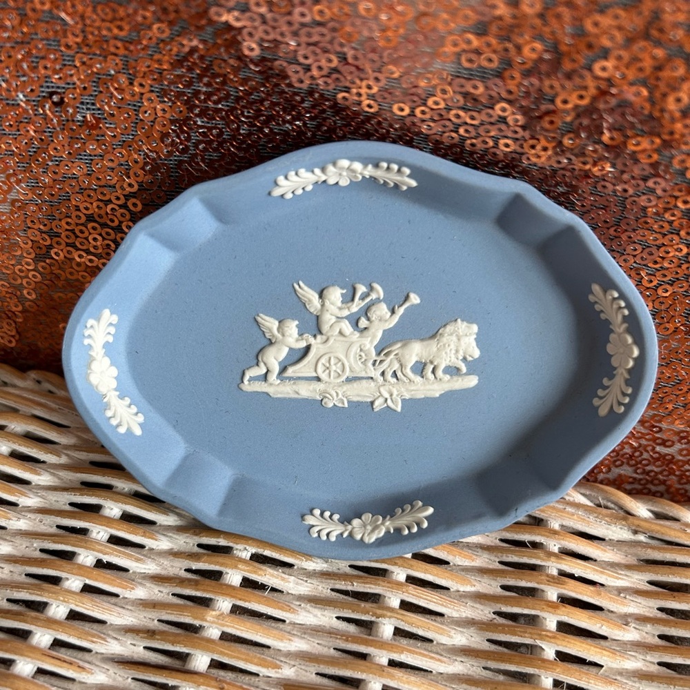 Wedgwood Blue Jasperware oval trinket dish made in England